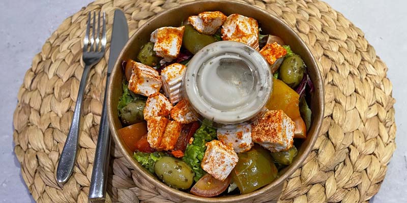 Mixed Peppers & Goat's Cheese Salad Bowl